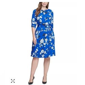 Jessica Howard Floral Print Midi Dress in Royal Blue Color